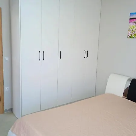 Апартамент New, Quiet With Private Patio Созопол